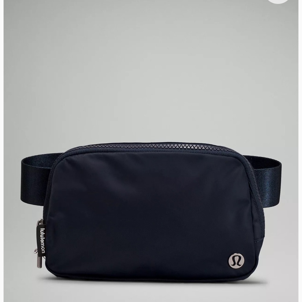 lululemon athletica Black Belt Bag